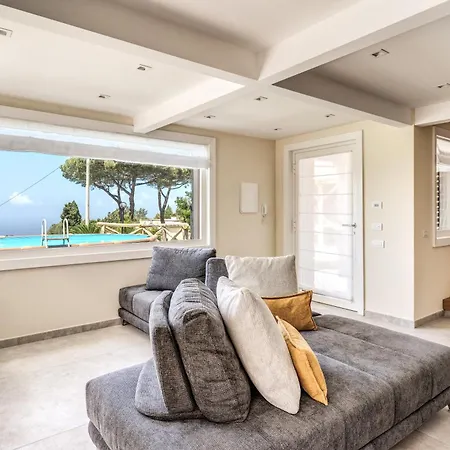 Maison Annie - Mental Wellness Retreats *