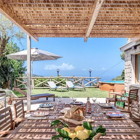 Maison Annie - Mental Wellness Retreats