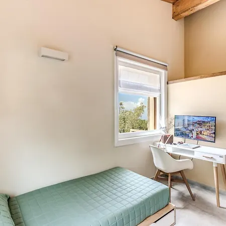 Maison Annie - Mental Wellness Retreats